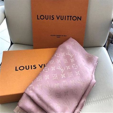 louis vuitton pashmina rosa e grigia replica